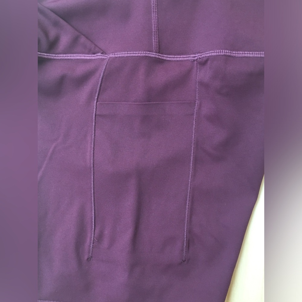ododos Women’s High-Rise Performance Shorts Deep Plum yoga dance cheerleader - Picture 5 of 9